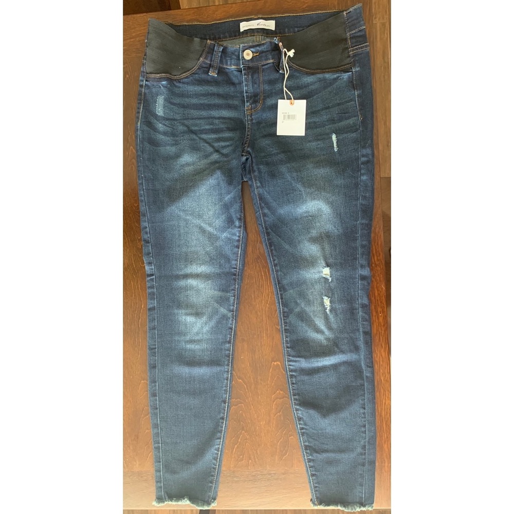 NWT Pink blush distressed maternity jeans